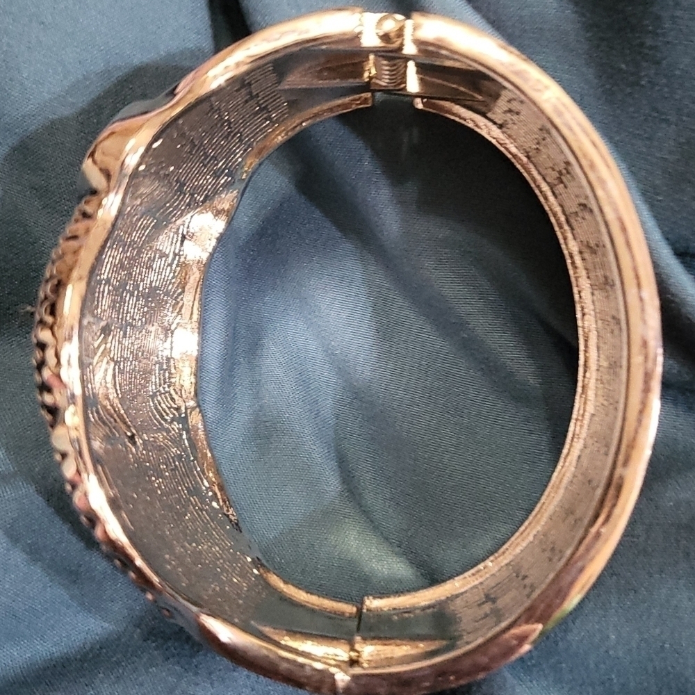Brown and Silver Owl Bracelet - Picture 3 of 4